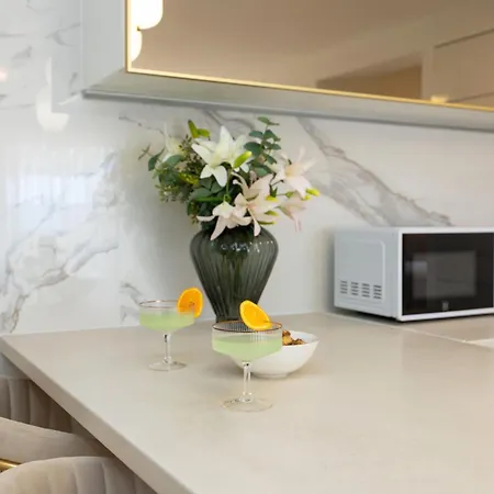 Tanita Exclusive Beachfront *