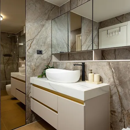 Tanita Exclusive Beachfront Apartment