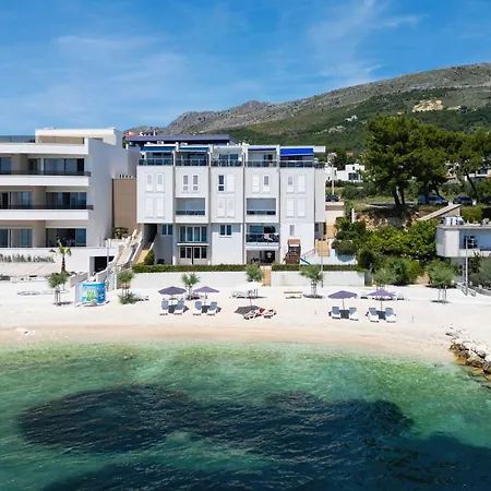 Apartment Tanita Exclusive Beachfront *